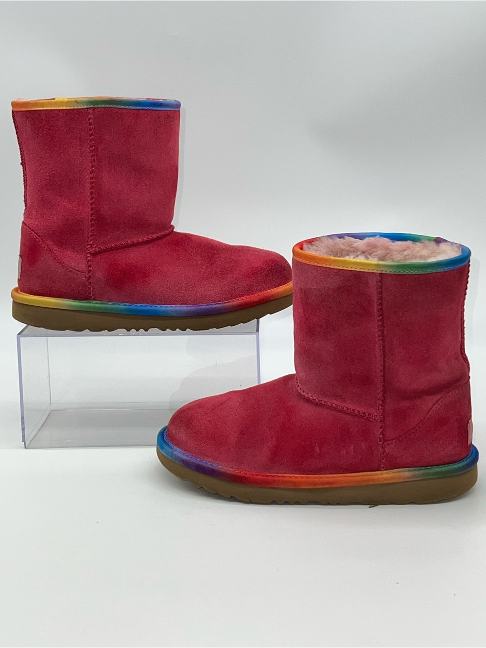 UGG Classic Rainbow‎ Short Fushia Pink Suede Youth Sz 3 in Time for Back School